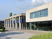 Irchelpark - Staatsarchiv des Kantons Zürich 2014-05-26 18-18-53 (P7800).JPG
