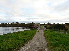 Vue latérale du barrage.