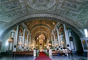 Interiören av San Augustins kyrka i Manila