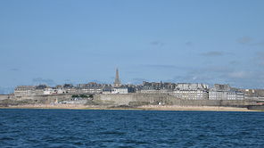 Målbyen Saint-Malo set fra søsiden.