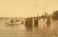 Пароход Newport покидает Ньюпорт ИЛИ около 1910.jpg