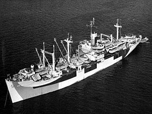 USS Hansford (APA-106) in November 1944.jpg