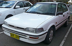 Holden LF Nova SL/X (1993–1994)