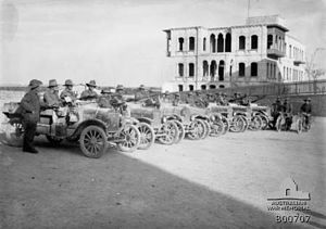 Австралійський патруль на легкових автомобілях Ford Model T в Алеппо. 1918