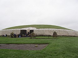 Bru na Boinne - Newgrange.jpg