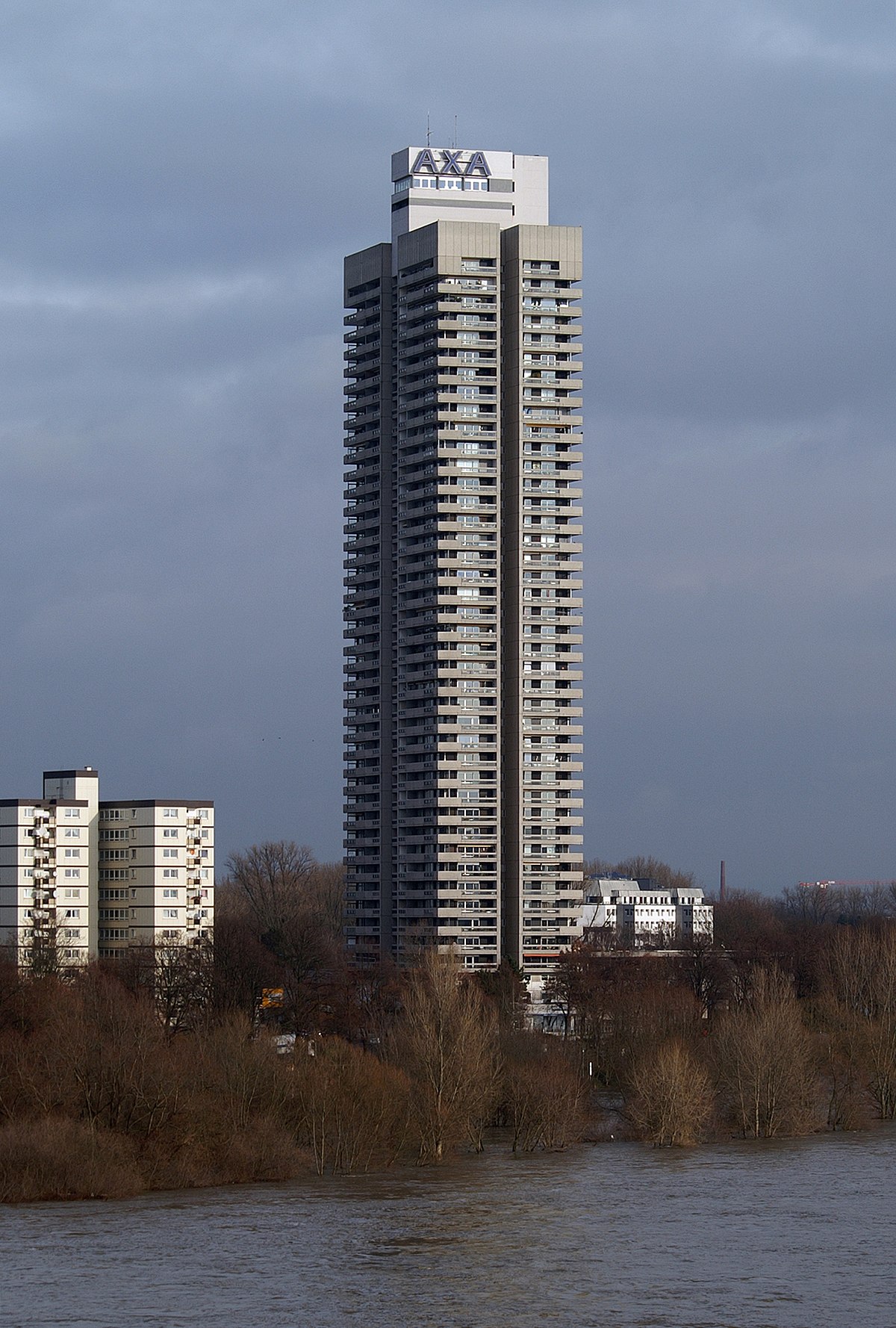 Colonia-Haus bei Hochwasser.JPG