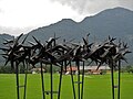 Dornenkronen-Skulptur beim Passionsspielhaus