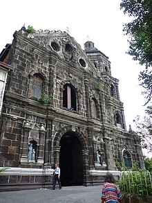 Facade of the Church of Our Lady of the Forsaken (Desamparados) in Santa Ana, Manila.jpg