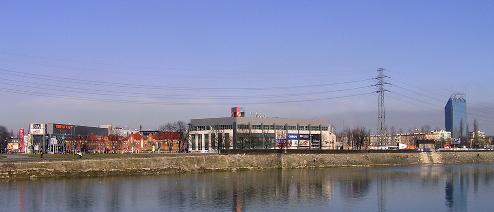 Widok na Galerię Kazimierz i Błękitek z Zabłocia.