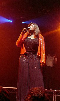 Gloria Gaynor en 2003