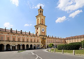 Praça em Gualtieri