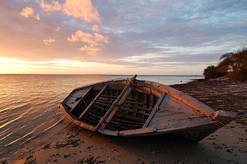 Zachód słońca nad wyspą Ibo (2009)