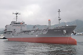 呉基地に初入港する油槽船｢YOT-01｣