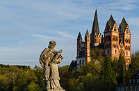 87. Platz: Tilman2007 mit Nepomukstatue auf der Alten Lahnbrücke und Dom in Limburg an der Lahn