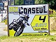 Bâche publicitaire annonçant l'épreuve de motocross MX organisée par l'AMC (Amicale Motocycliste Coriosolite) sur le circuit du Val de Gravel à Corseul le dimanche 4 juin 2023.
