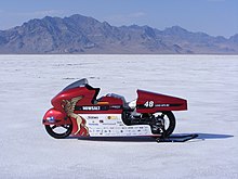 Ducati in der Großen Salzwüste von Bonneville (Utah)