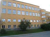 Olovslundsskolan, Gustav III:s väg 59-61, Olovslund (1931), arkitekt Paul Hedqvist.