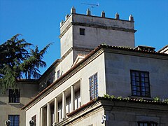 Torre Almenada del Palacio Renacentista-Barroco de los Condes de Maceda