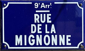 Voir la plaque.