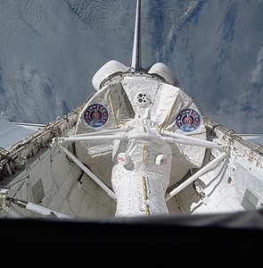 Spacelab-moduuli sukkulan rahtitilassa.