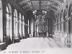 Le foyer du premier théâtre municipal.