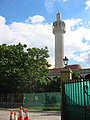 منارة المسجد من جانب حديقة ريجنت بارك
