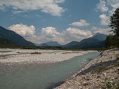 O Lech entre Weißenbach am Lech e Forchach