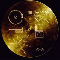 Il Voyager Golden Record, fotografia di dominio pubblico.