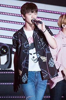 Yook Sung-jae at WFMF concert in September 2016 03.jpg