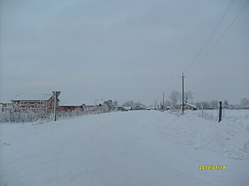 Тукач ял сăнĕ, автотрасса енчен.