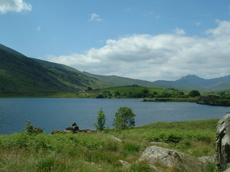 Delwedd:Llynnau Mymbyr.jpg