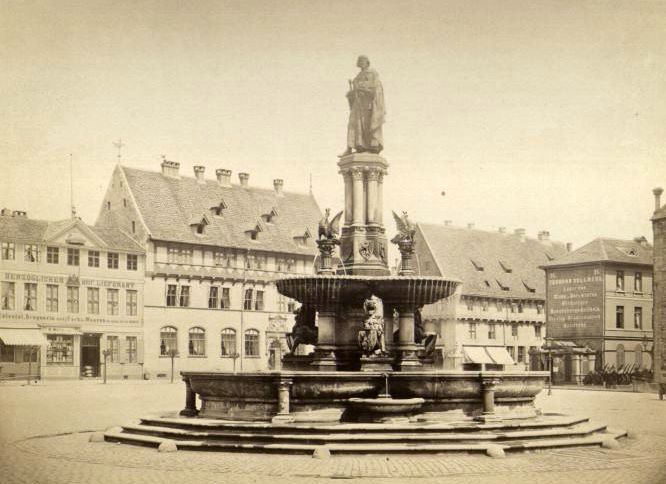 Datei:Braunschweig Heinrichsbrunnen.jpg