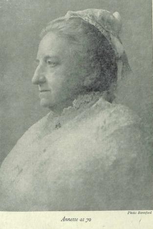 Datei:Annette Beveridge 1912.jpg