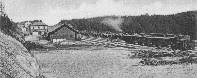 Datei:Bahnhof Moldau um 1900.jpg