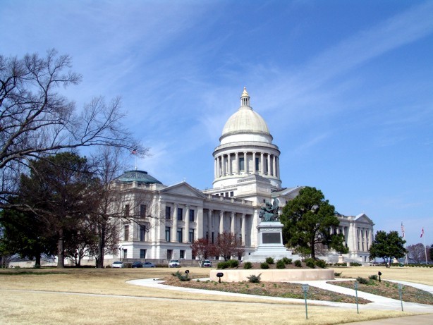 Datei:Little Rock Capitol.jpg