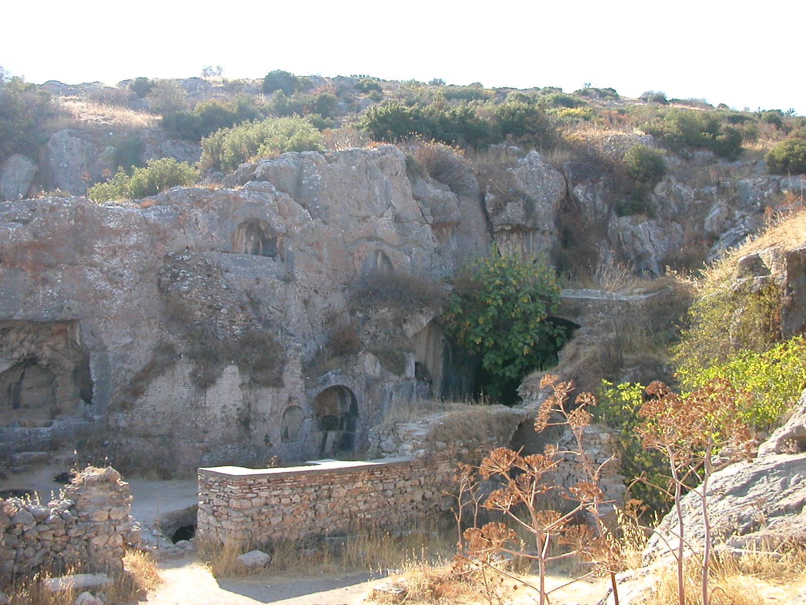 De Syv sovernes hule ved Efesos ble gjenoppdaget i 1928
