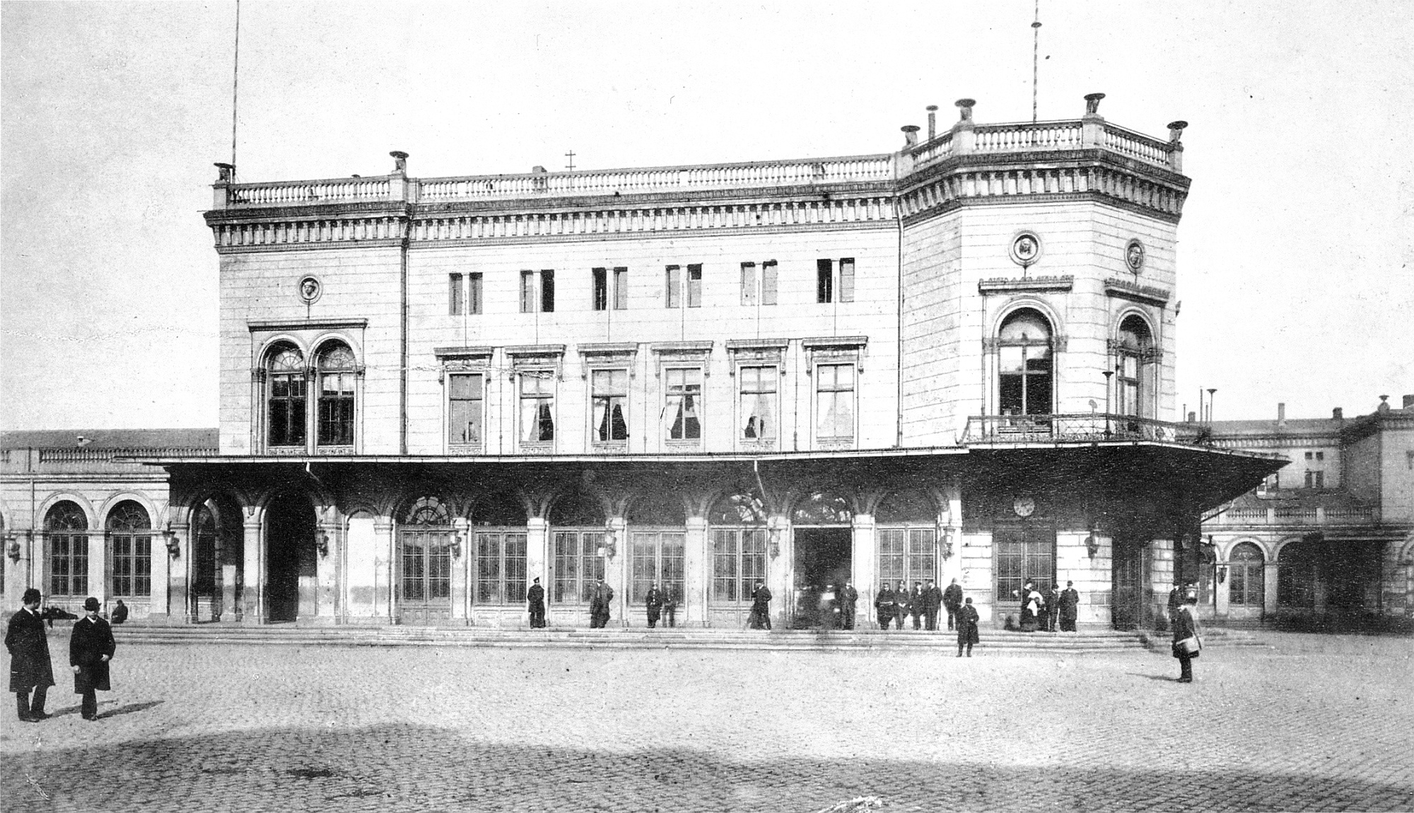 Centralbahnhof Köln um 1893.jpg