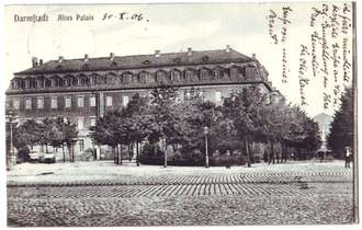 Das historische und im Zweiten Weltkrieg zerstörte Alte Palais an gleicher Stelle (Foto von vor 1906)