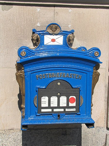 Datei:Alter Briefkasten Potsdam.JPG