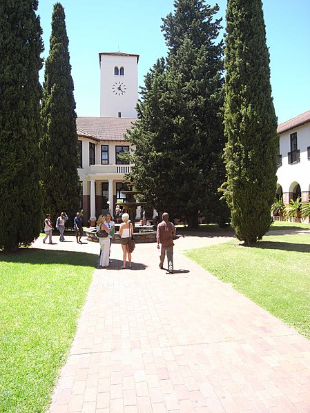 Datei:Rhodes university campus 3.jpg