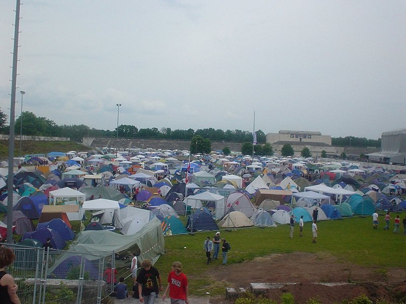 Datei:Rip-camping-2004.jpg