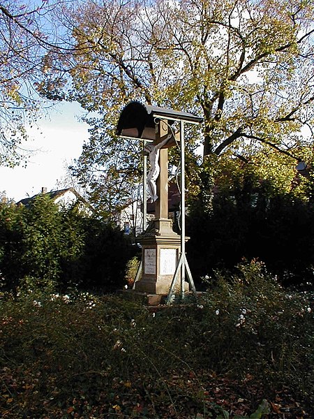 Datei:Schweinheimer Gefallenendenkmal.JPG