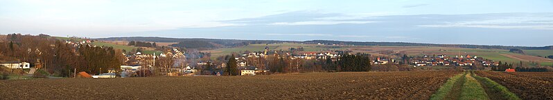 Datei:Regnitzlosau Panorama.jpg