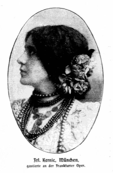 Datei:Beatrix Kernic.jpg