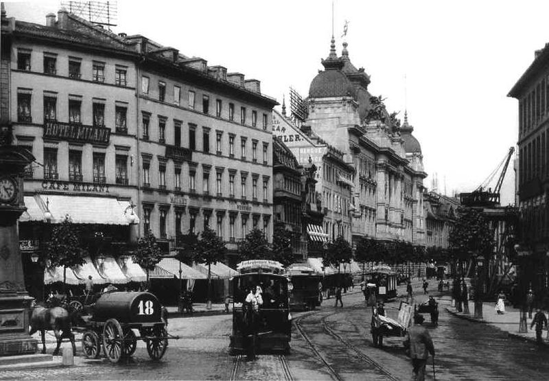 Datei:Zeil Hauptpost Pferdebahn 1896.jpg