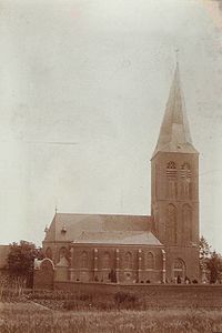 St. Martinus in Niederembt mit alter Turnspitze (um 1900)