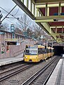 Blick Richtung Nordosten mit einfahrender Stadtbahn der Linie U6