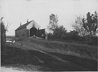 Lokschuppen Röcknitz, davor Arbeiter (Foto: Max Radig, 1910)