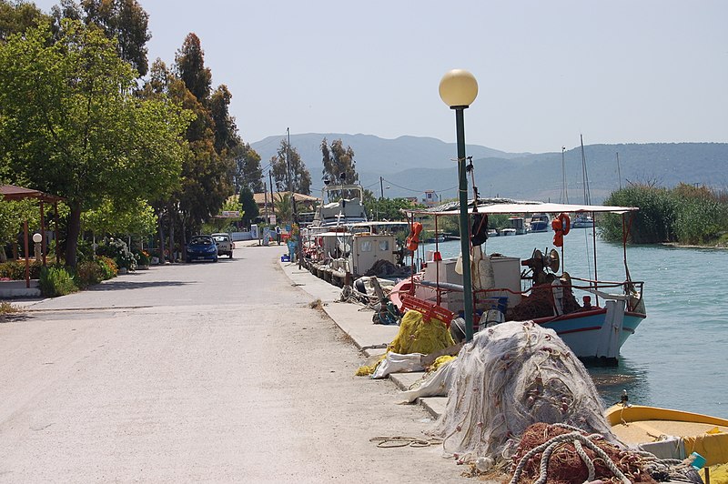 Datei:Ammoudia hafen.jpg