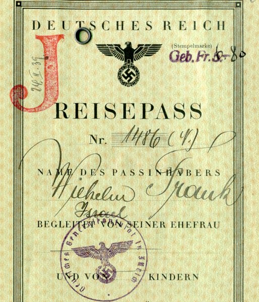 Datei:Reisepass Wilhelm Frank mit J-Stempel.jpg